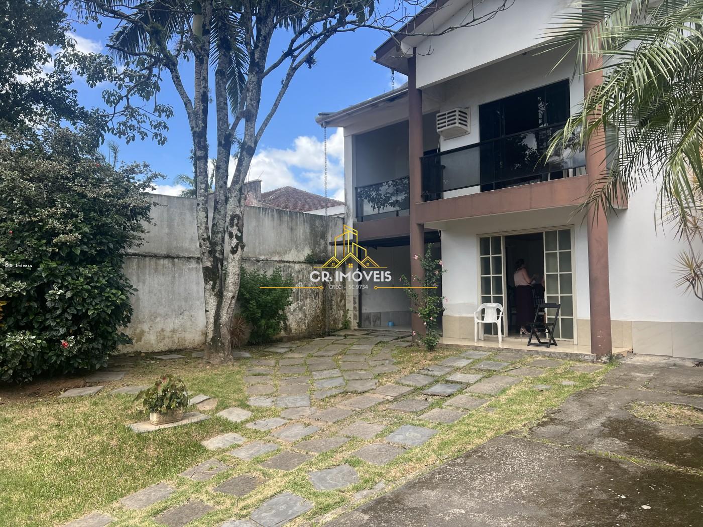 Casa, 5 quartos, 251 m² - Foto 2