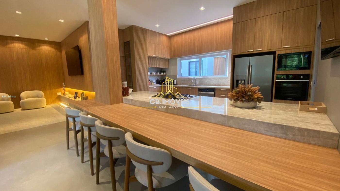 Sobrado, 5 quartos, 380 m² - Foto 14