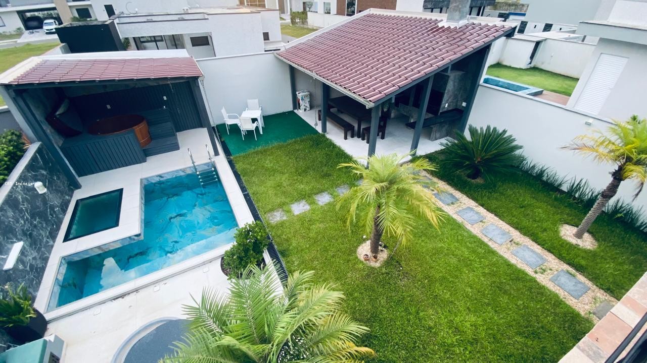 Sobrado, 3 quartos, 215 m² - Foto 1