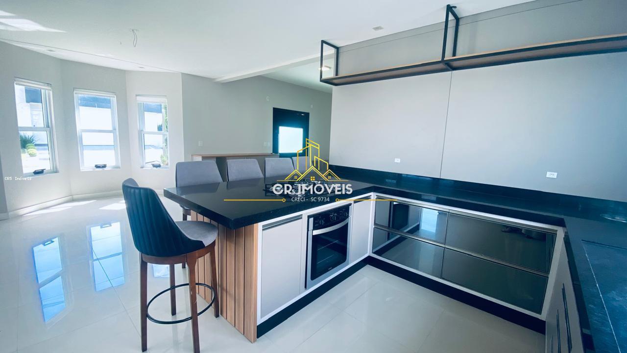 Sobrado, 3 quartos, 228 m² - Foto 3