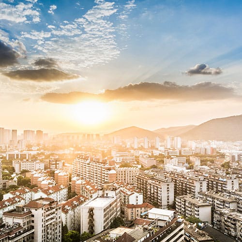 COLINAS DE CAMBORI�